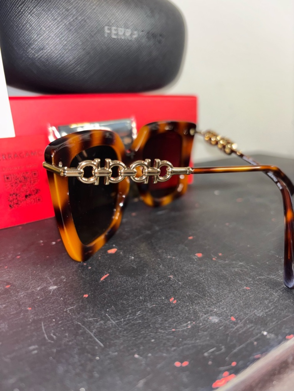 Salvatore Ferregamo SF1041S Square Frame in Havana - Picture 4 of 6